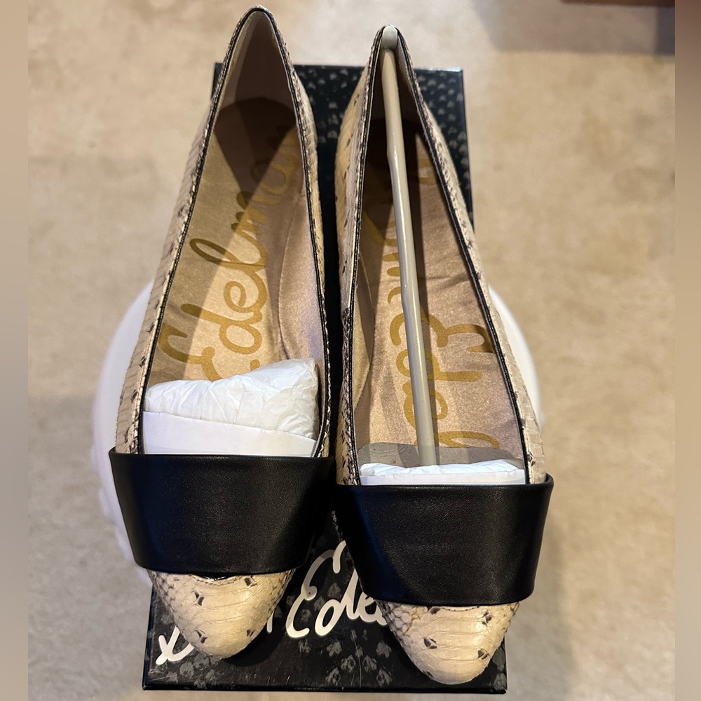 NWT and Box Sam Edelman Bunnie Flats